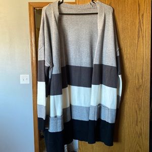 Color block cardi